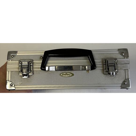 Intec Silver Metal Gameboy Advance SP Travel Storage Carrying Case * Puncture*0 - Picture 2 of 7